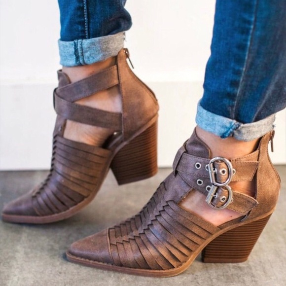 WOVEN BUCKLE BOOTIE - Picture 7 of 7